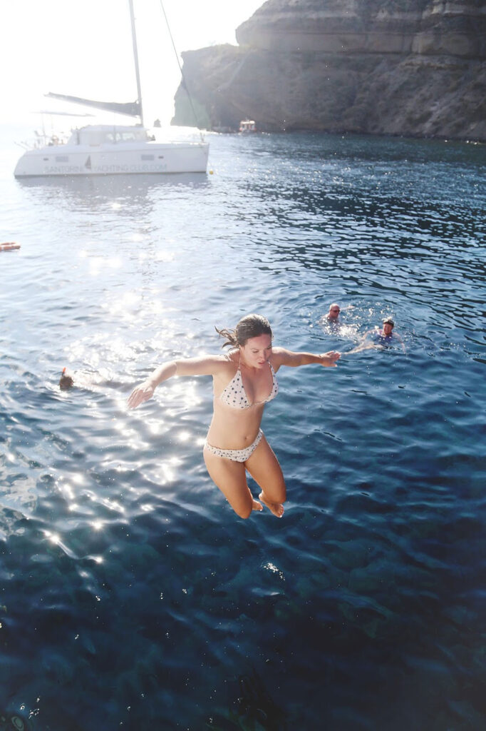 Best swimming Santorini