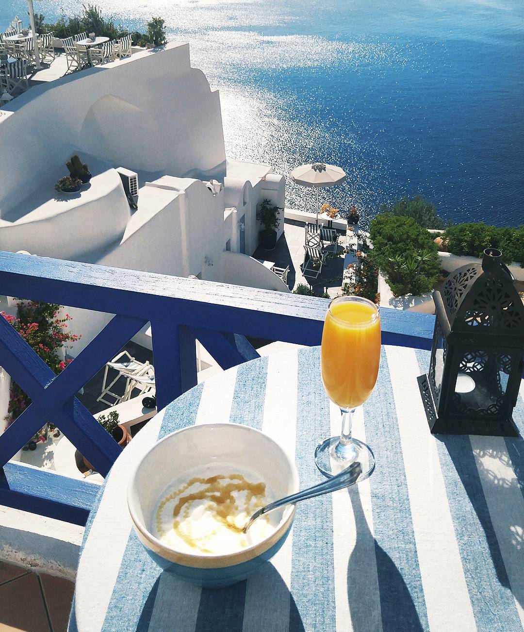 Where to find the best breakfast in Oia, Santorini