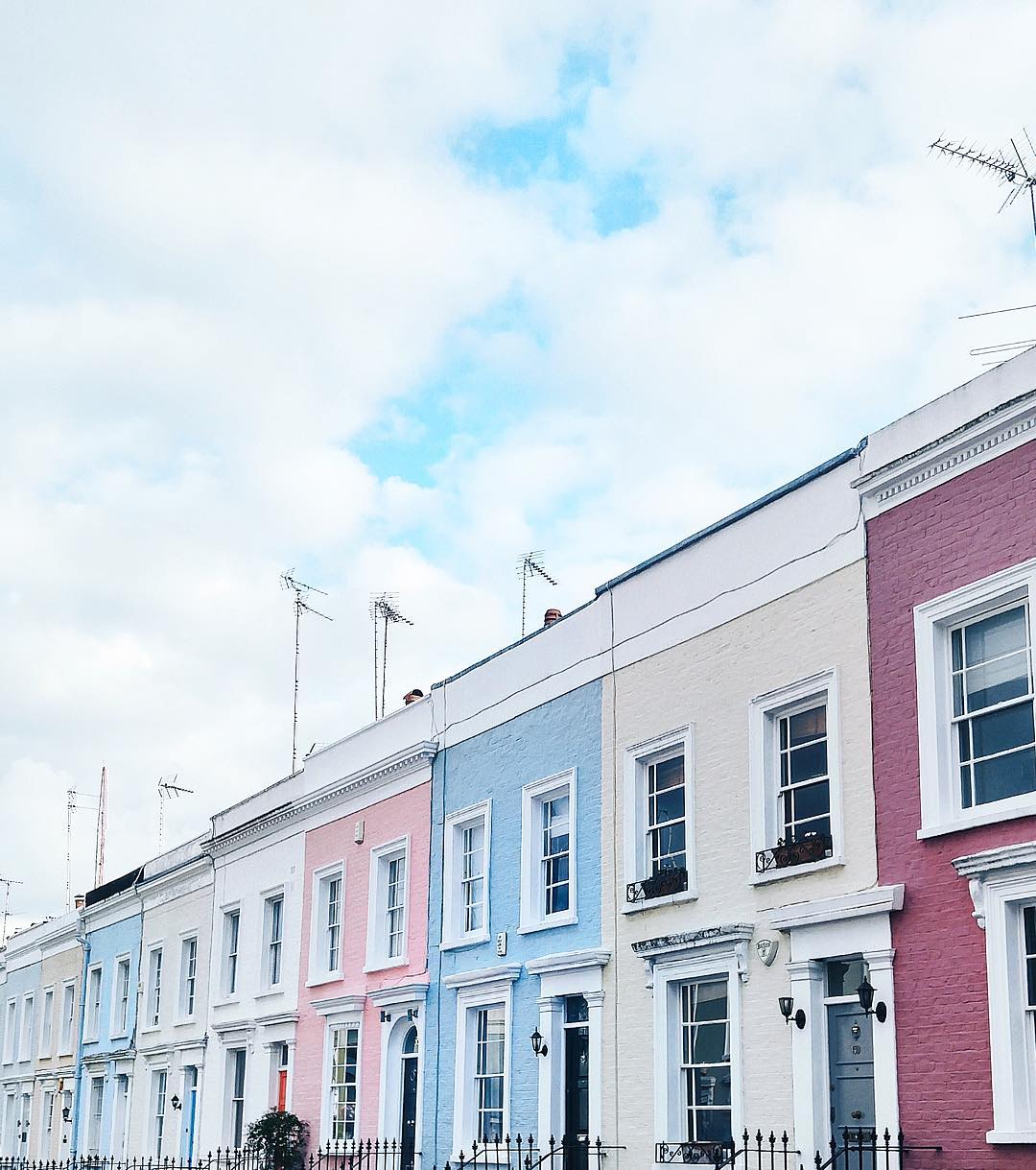 Best views of Notting Hill's famous pastel houses in London, United Kingdom