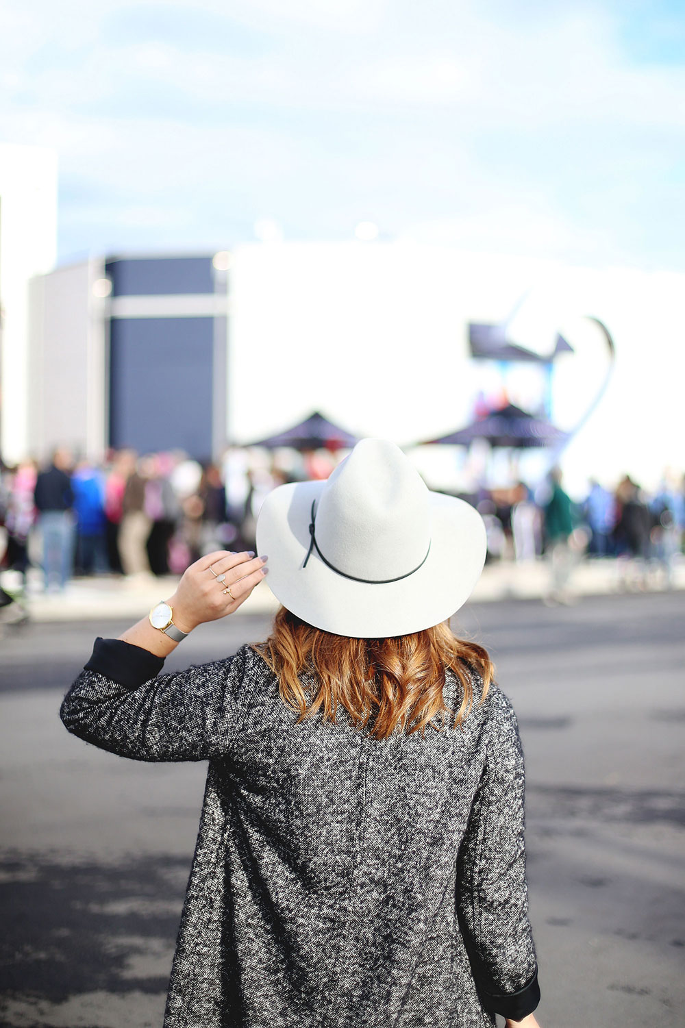 To Vogue or Bust shares details about the Tsawwassen Mills grand opening in the best pumpkin patch in Vancouver Backroads Family Market dressed in an Aritzia wool coat, Aritzia grey hat with Leah Alexandra Jewelry