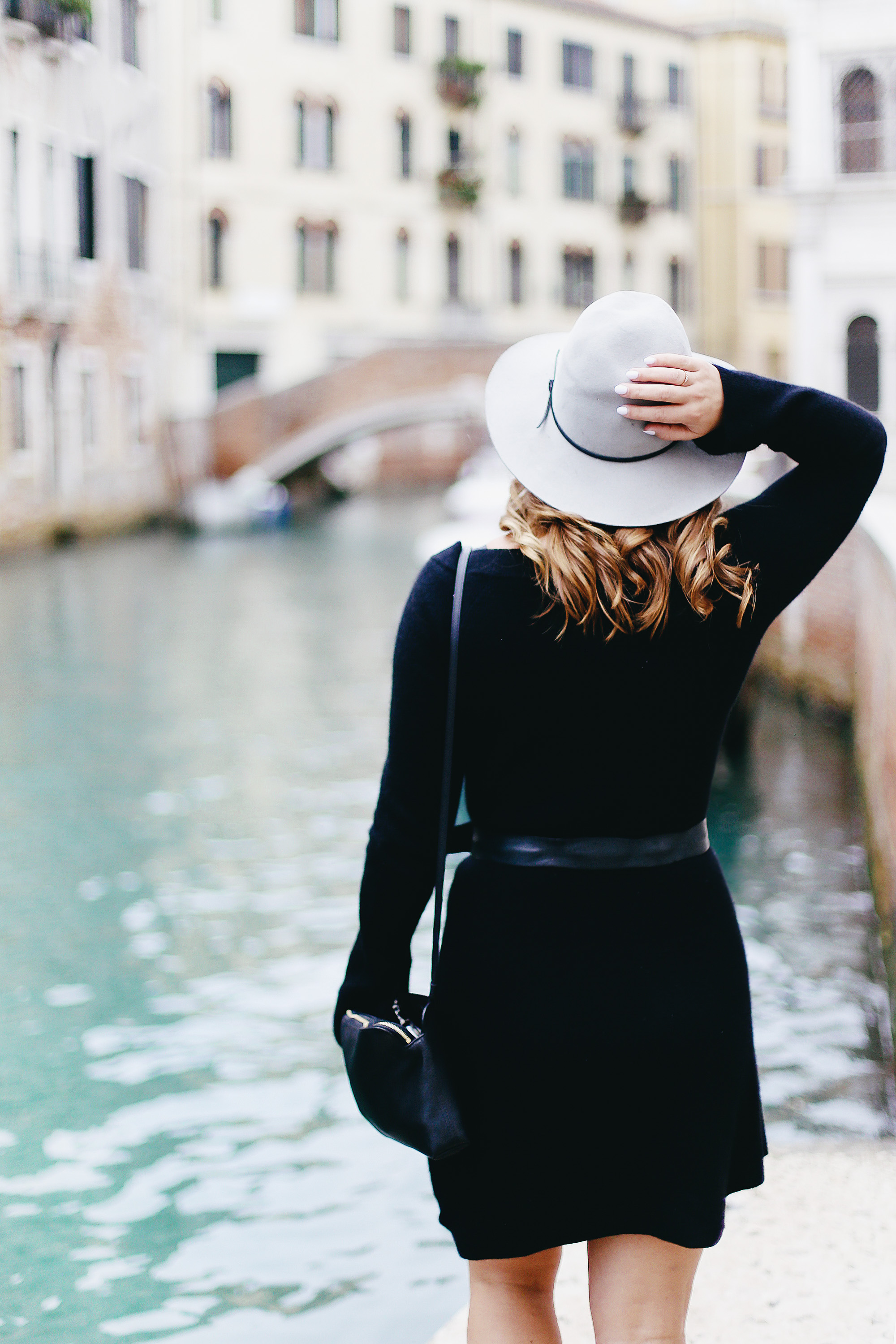 Why you should pack cashmere for travelling: White + Warren cashmere flare dress as worn by To Vogue or Bust in Venice, Italy