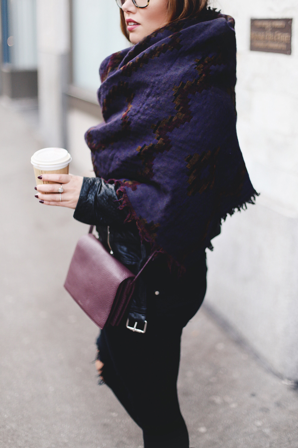 Tips to wear a blanket scarf on To Vogue or Bust in an Aritzia aztec print blanket scarf, James Jeans skinny jeans, Mackage leather jacket, Bailey nelson leather jacket, Aritzia leather bag, Frye ankle boots