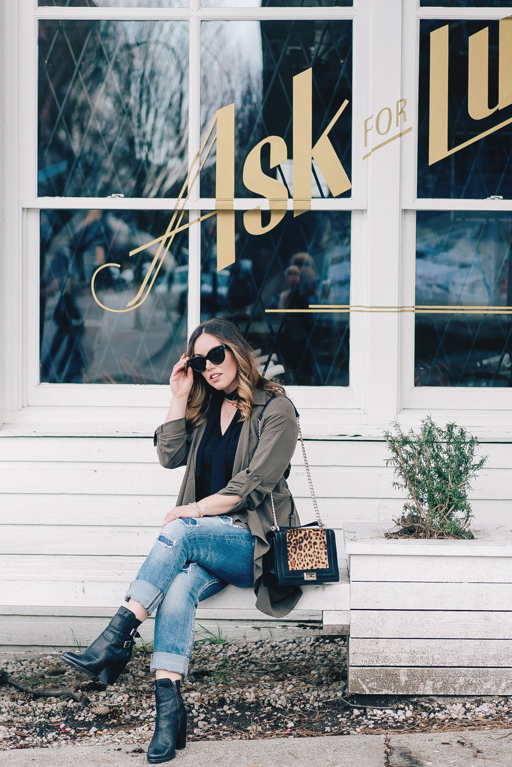 Romantic restaurants in Vancouver at Ask for Luigi, best date night spots in Vancouver, in Frye ankle boots, boyfriend jeans, skinny scarf, Revolve trench coat by To Vogue or Bust