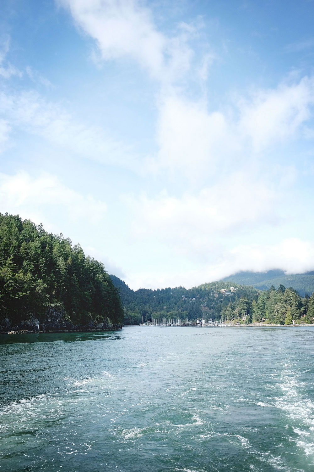What to do in bowen island for the weekend by To Vogue or Bust