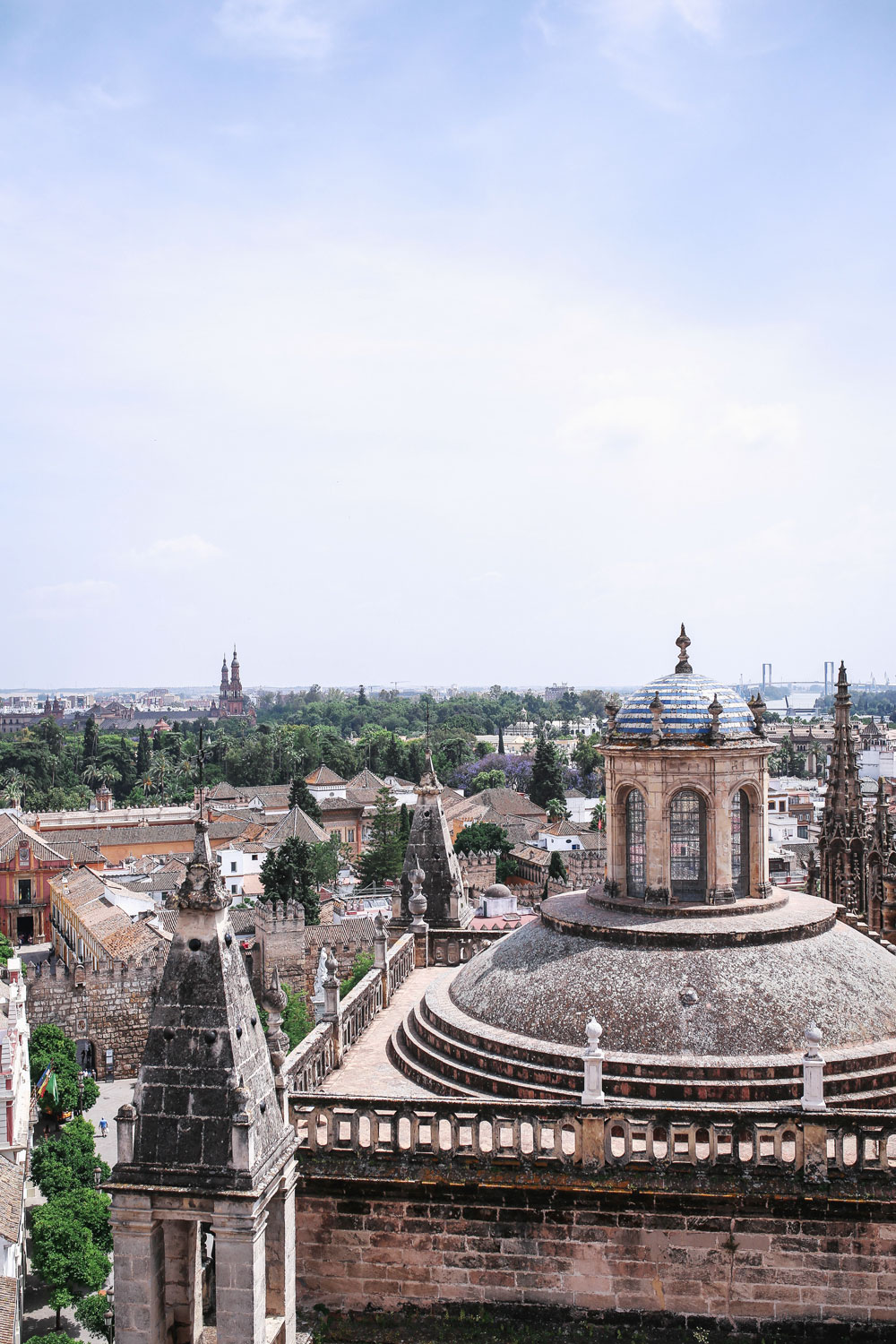 Seville cathedral tour review by To Vogue or Bust