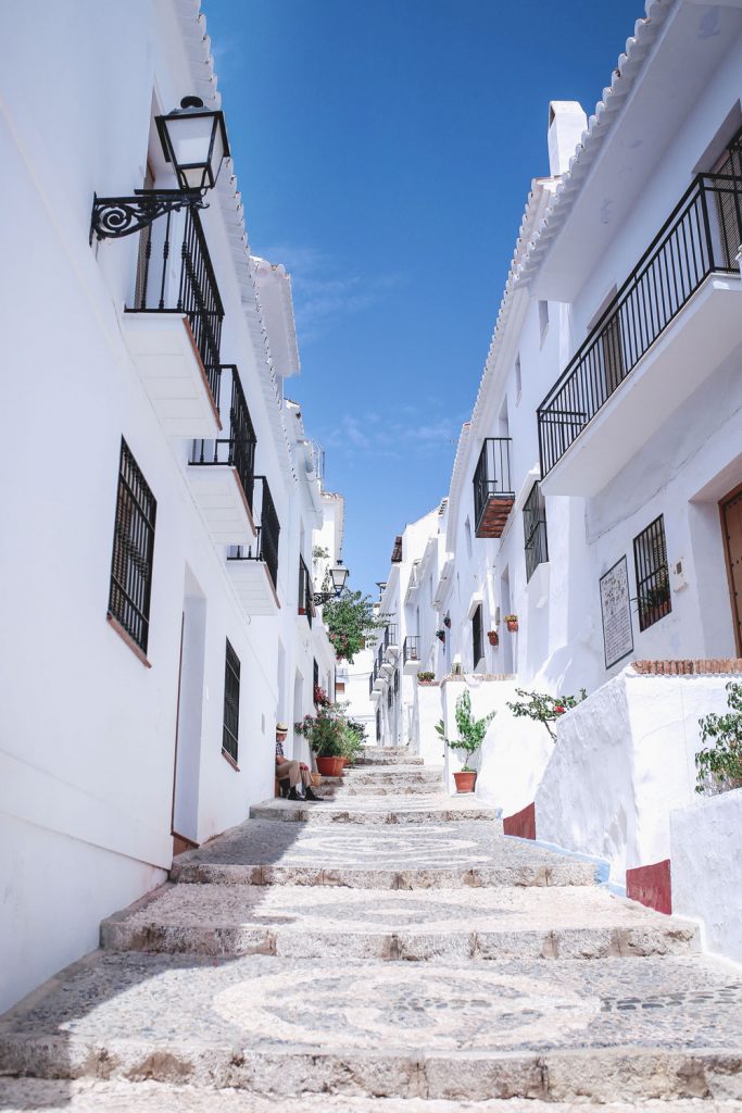 Frigiliana travel guide by To Vogue or Bust