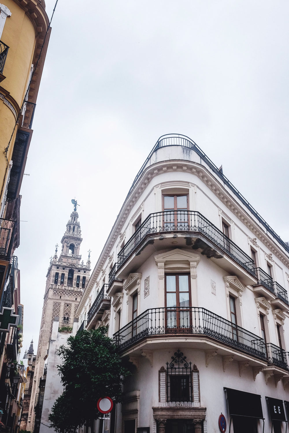 seville walking guide by To Vogue or Bust