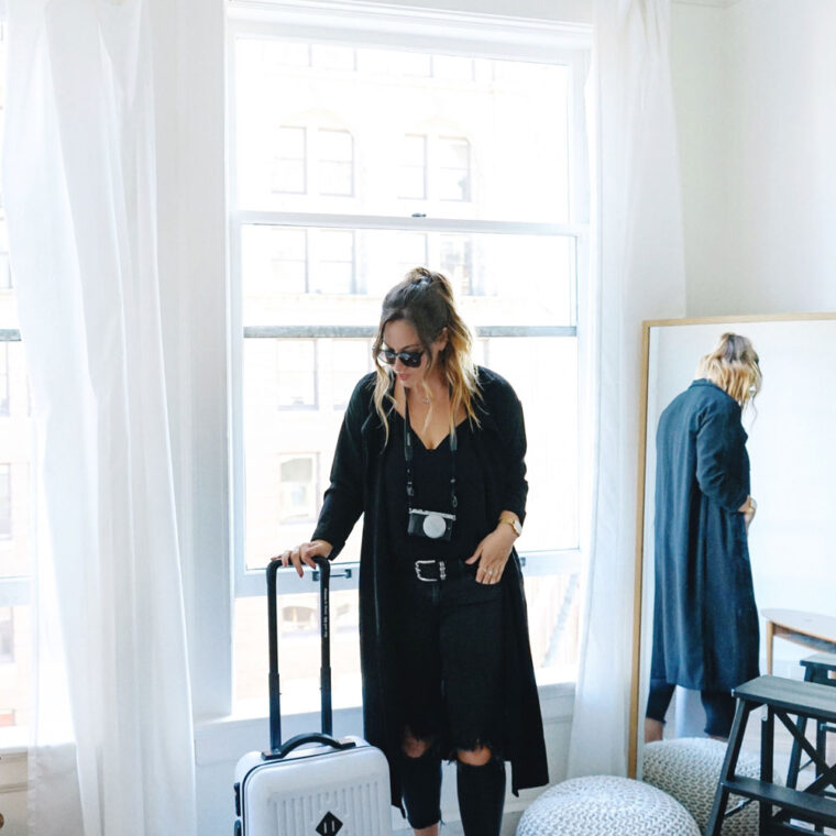 how to pack for different climates by To Vogue or Bust