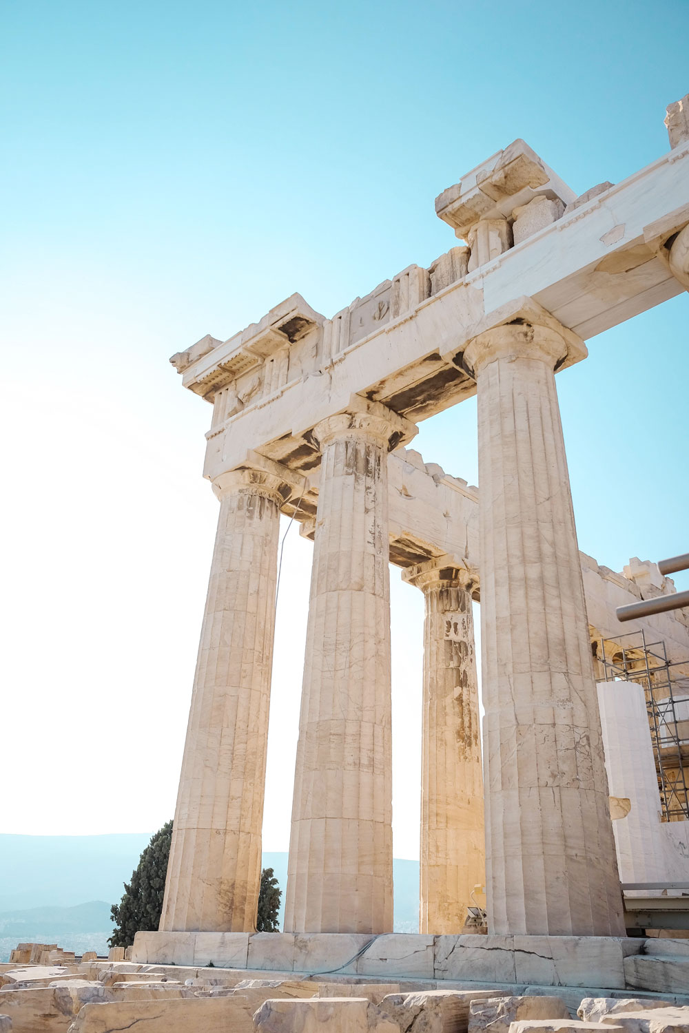 When to visit the acropolis by To Vogue or Bust