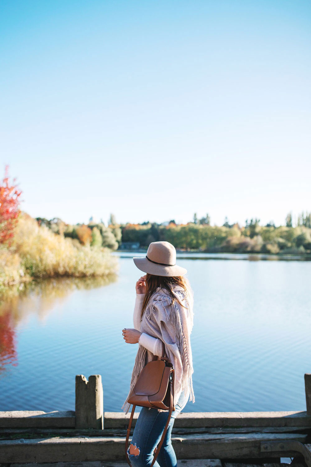 Best cashmere sweaters for fall in white warren by To Vogue or Bust