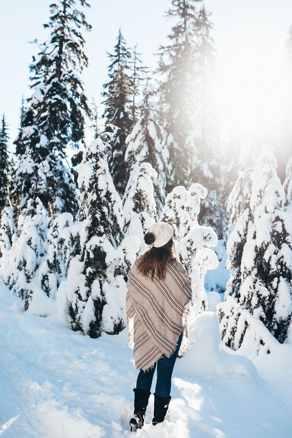 How to wear aritzia blanket scarf for winter by To Vogue or Bust