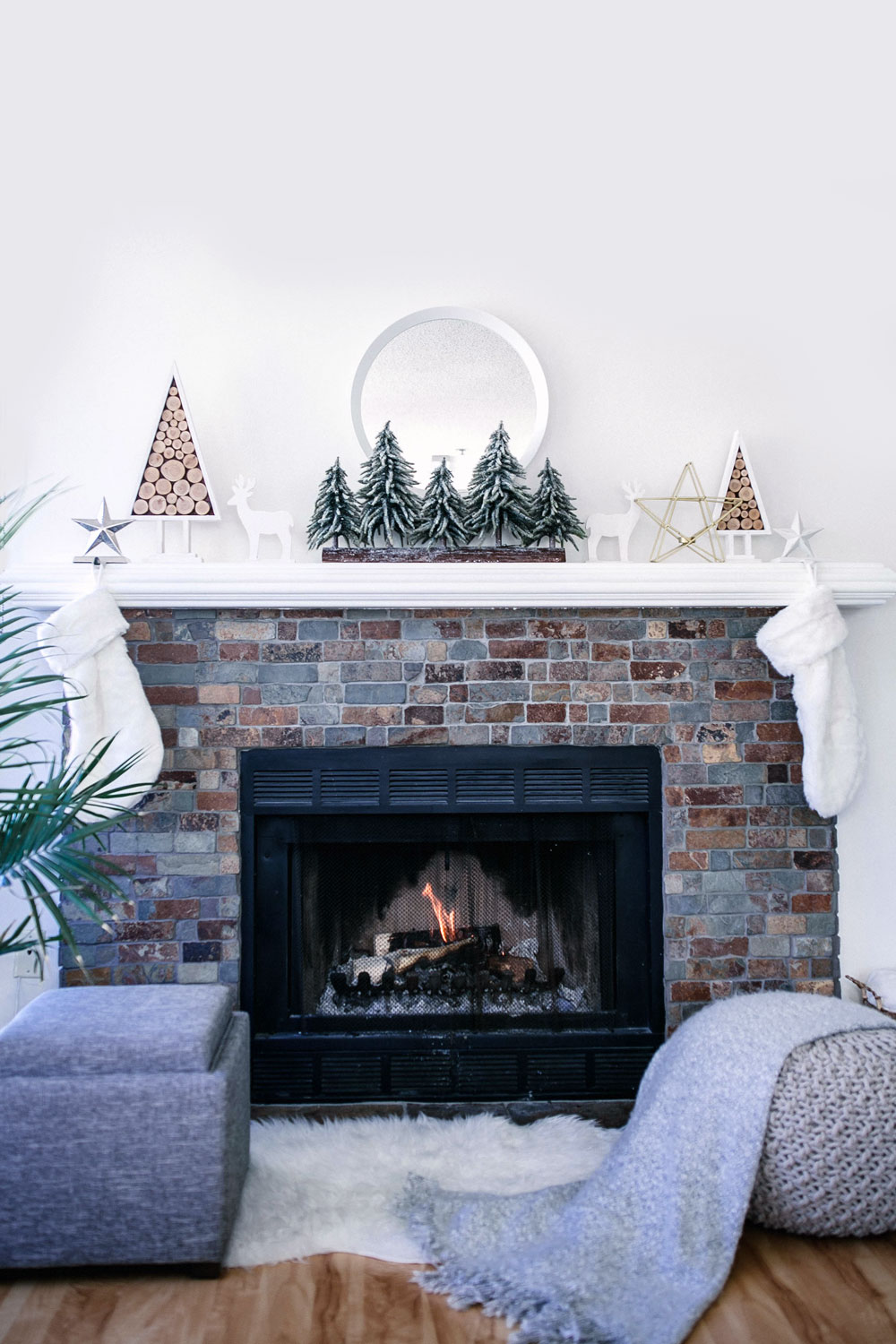 How to style a mantle by To Vogue or Bust