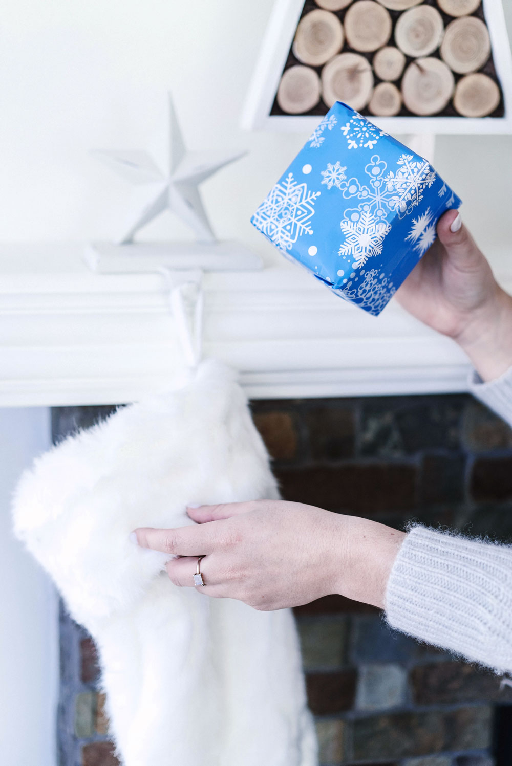 How to hang stockings by To Vogue or Bust