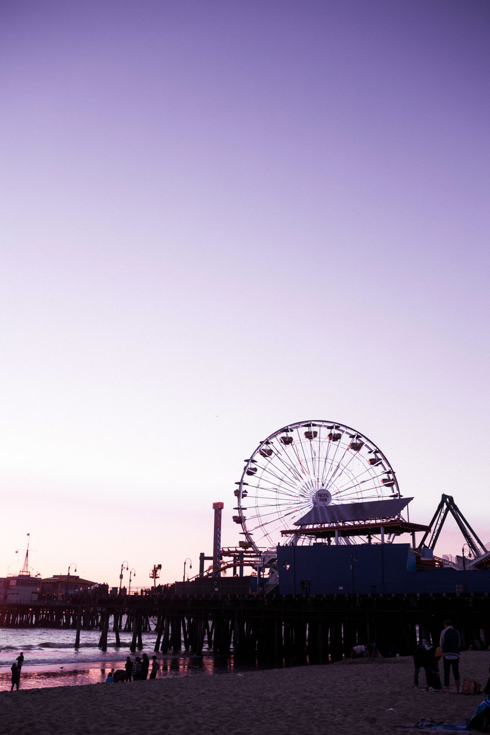 santa monica pier by To Vogue or Bust