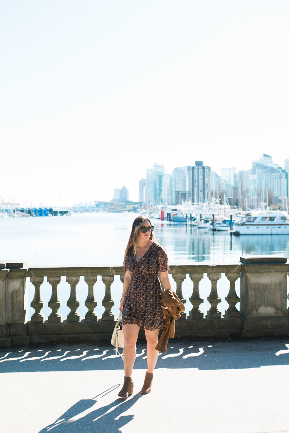 what to do in vancouver sea wall stanley park by To Vogue or Bust