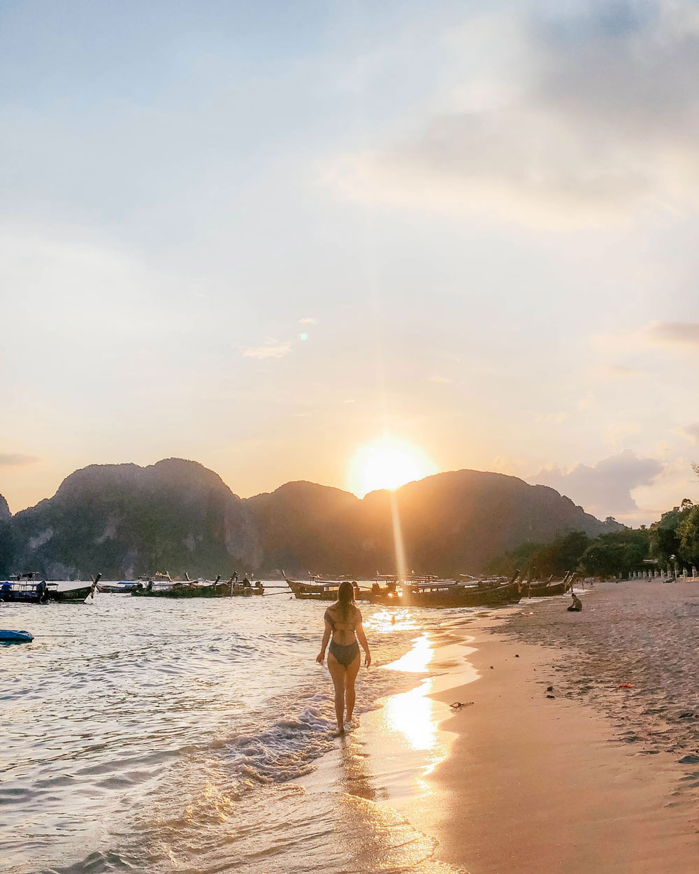 thailand travel itinerary by To Vogue or Bust