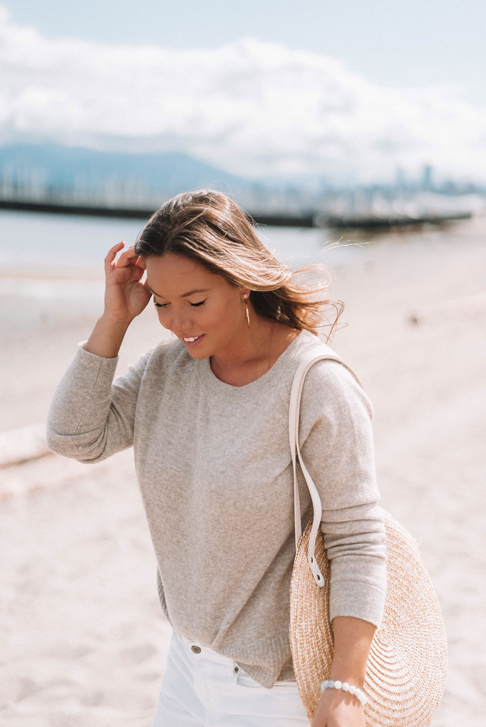 summer outfit inspiration in white and warren cashmere sweater by To Vogue or Bust