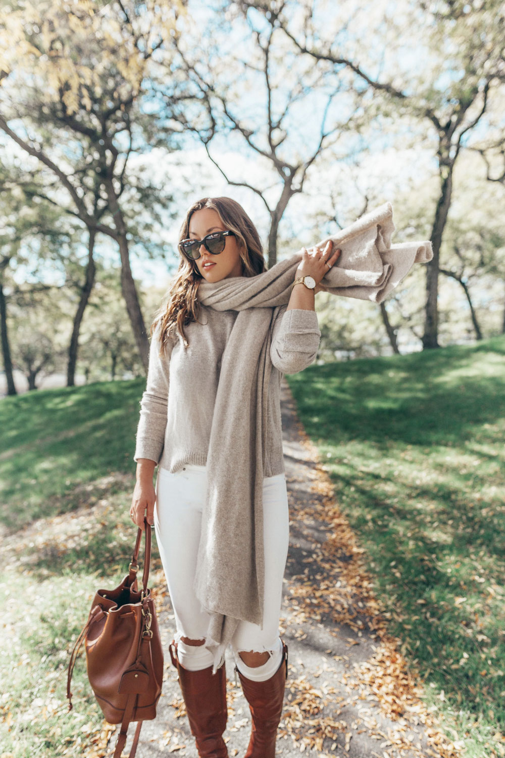 White + Warren cashmere scarf