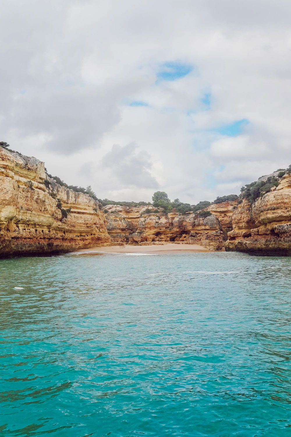 Algarve travel guide