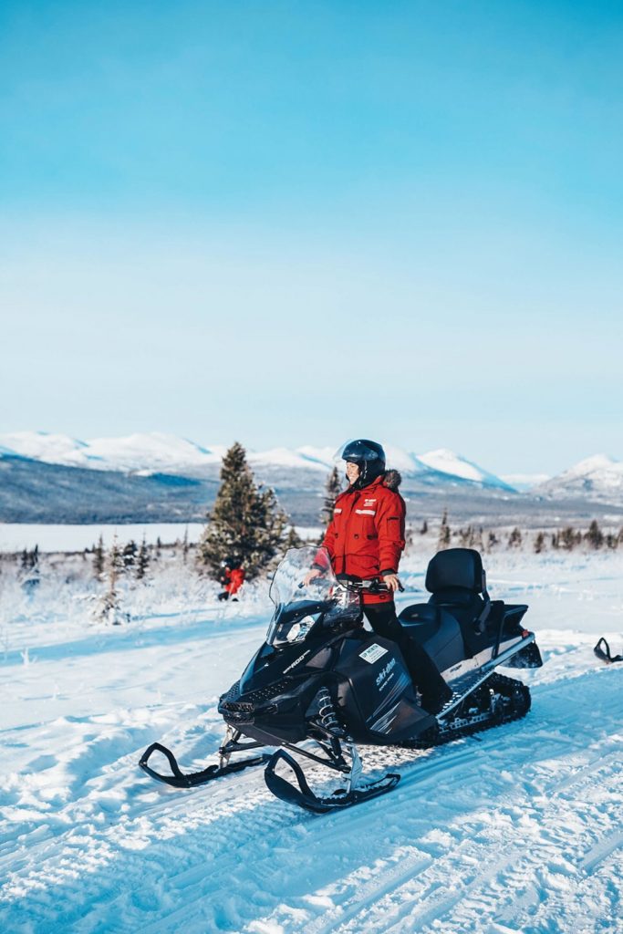 Snowmobiling tours Yukon