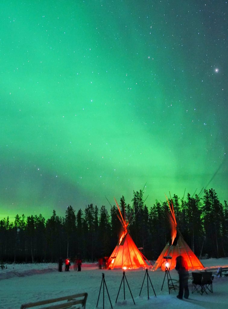 Where to see the northern lights in canada