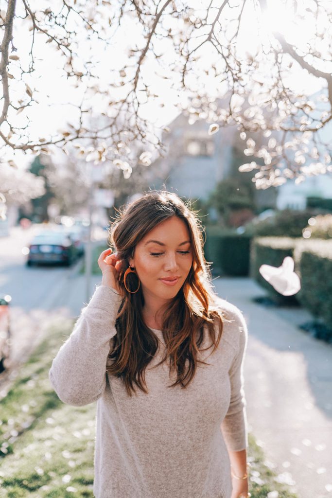 How to Layer Jewelry: Sarah Mulder jewelry styled by To Vogue or Bust.