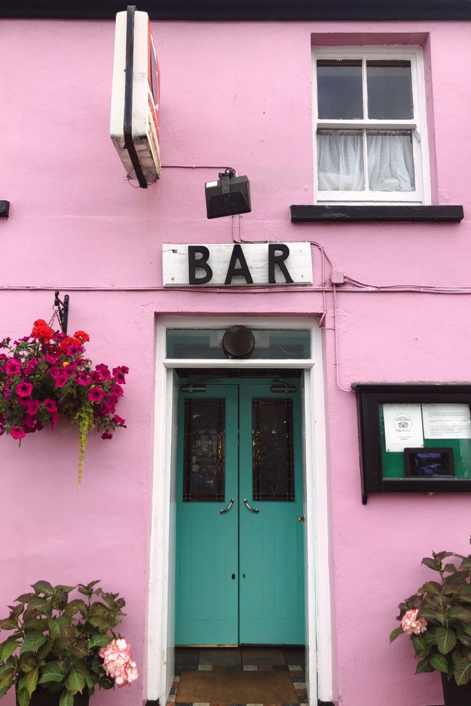 Cutest Pubs of Ireland