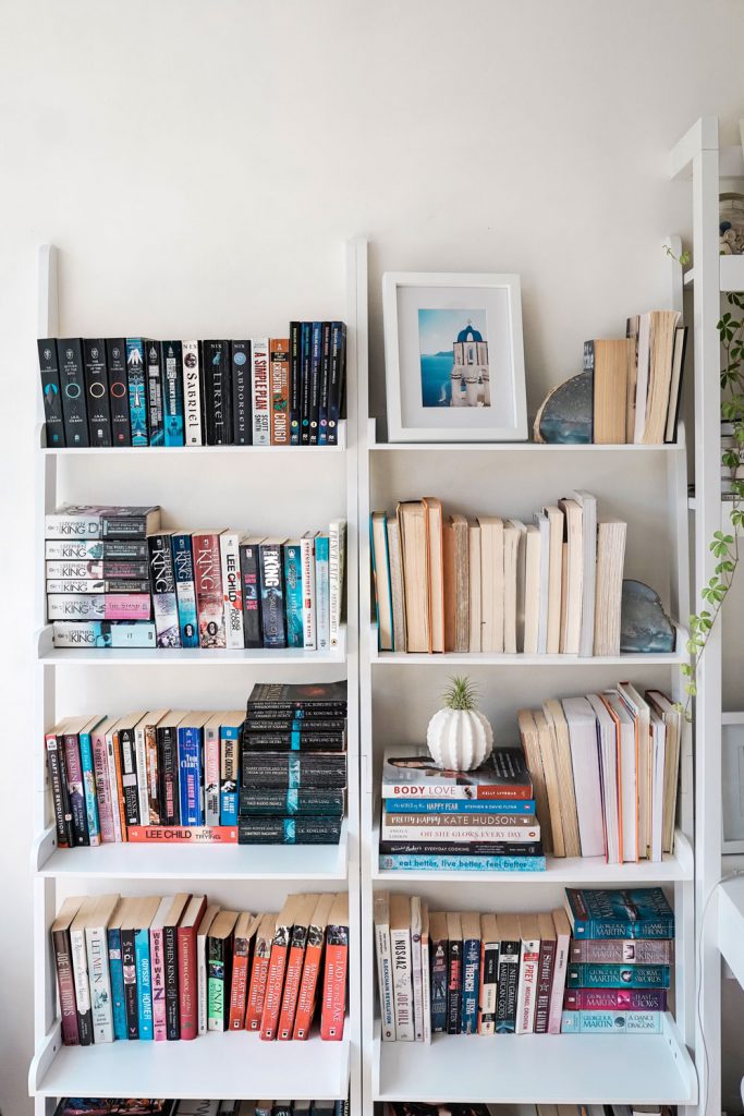 Bookcases for small apartments