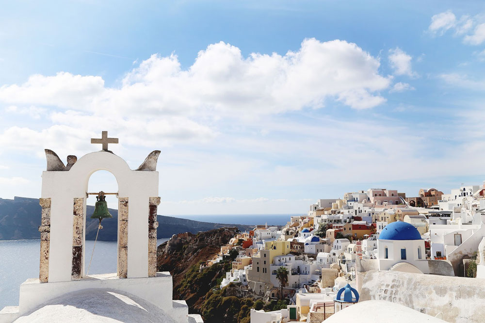 Santorini travel guide