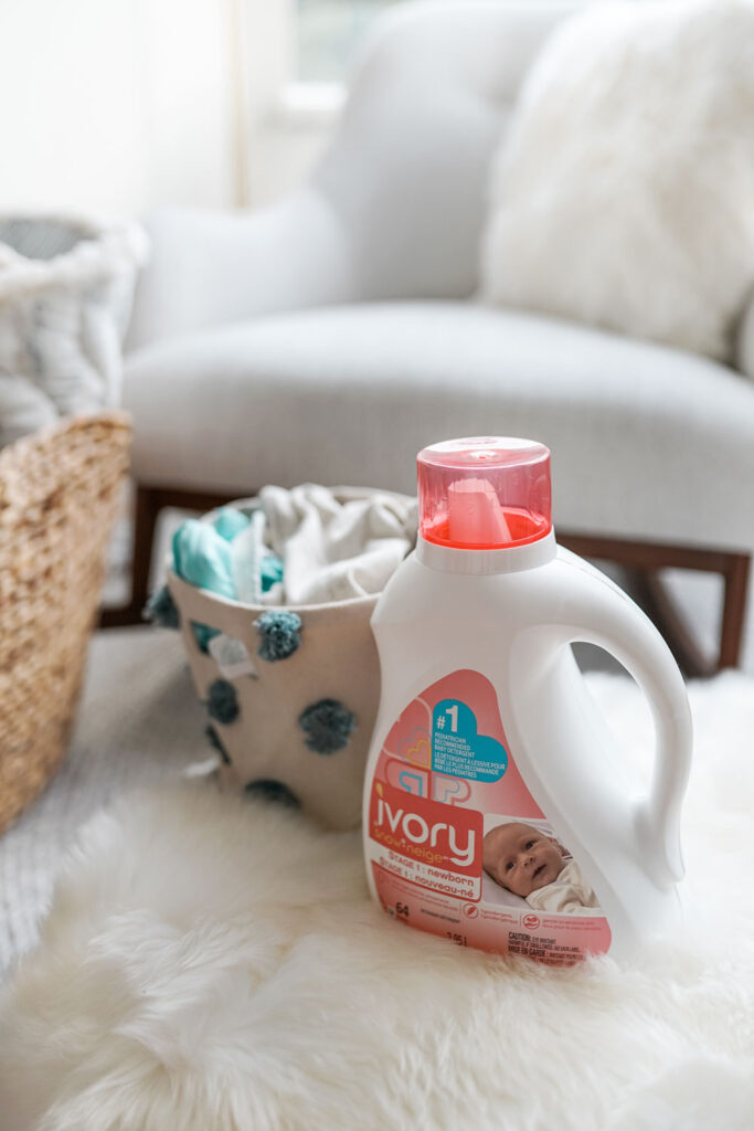 Ivory Snow Detergent