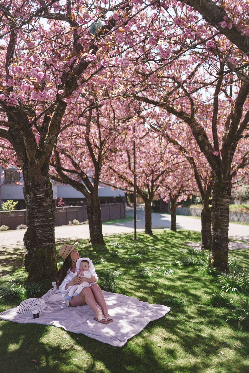 2 Ways to Wear Slides This Summer To Vogue or Bust