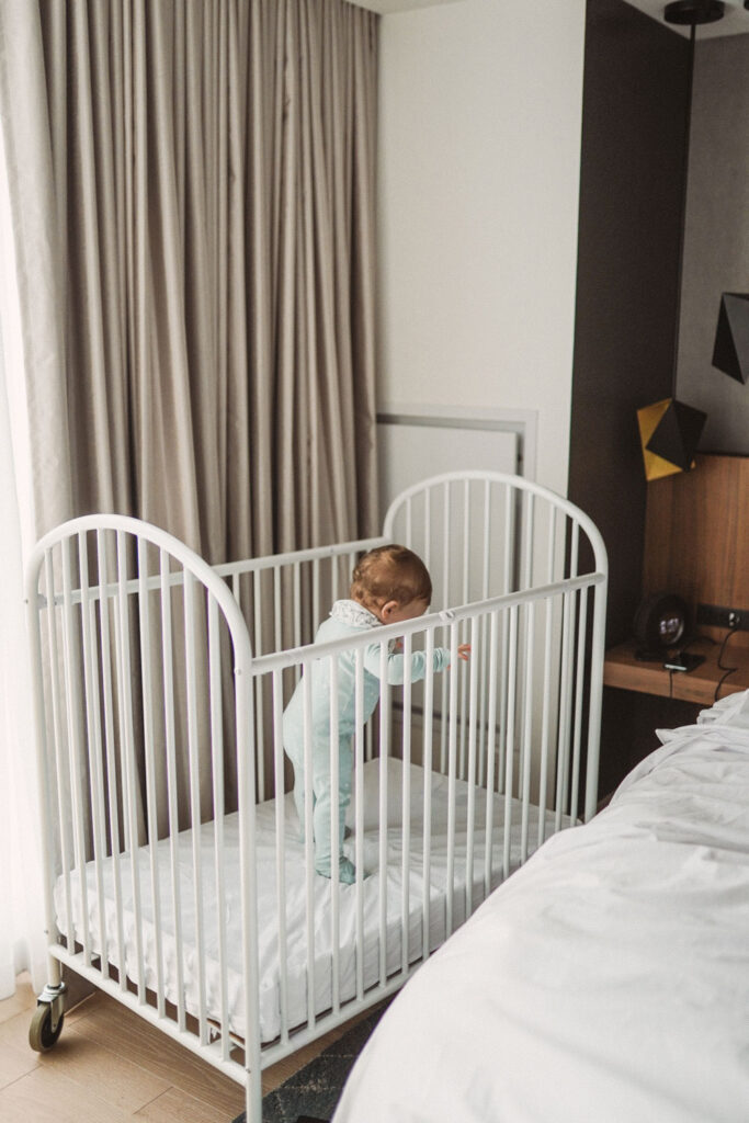 travel crib for baby